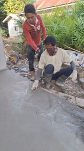 the actual way to level the floor plaster mix... | building master