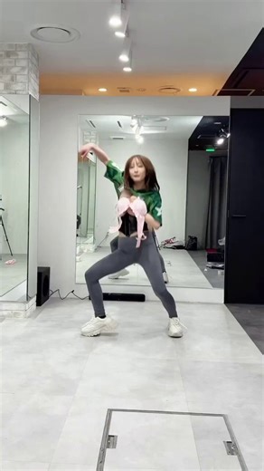 Lauren Burton (@LaurenBurt93488) on X