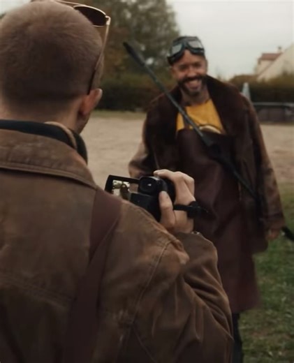 Ariakina ᛉ on Instagram: "BTS « Les Derniers d’entre nous » par @michou @skud.y @violettejan ✨ casting : @michou @miniman_oah @legrandjd @byilhann Prod : @digitalnak @segolene.legrand Dir prod : @martino.mp4 Chargé de prod : @hugo_trlls_ Chef de projet : @ugo_picard_ Réal : @skud.y DA/scenario : @violettejan 1AD : @josephine.mlld 2AD : @ariakina_ 🤘 3AD : @clea_vgd @louxdqt Régie G : @firstfluo Régie Adjoint : @thibault_pigasse Régisseurs : Houcine, Carter, Mathéo Dir casting : @so_velor_