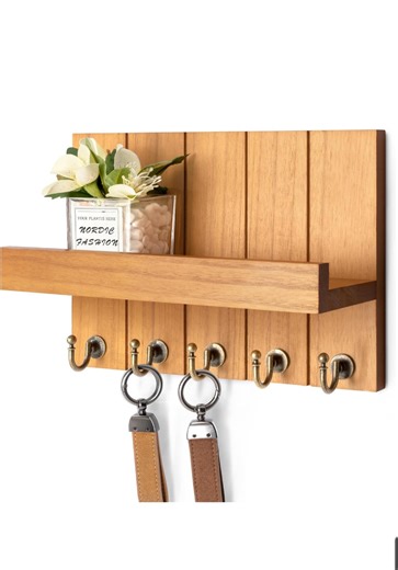 Watch Wall-Mounted Keyholder That Just Makes Life Easier on Amazon Live