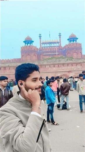 hello kon song pe majedar video