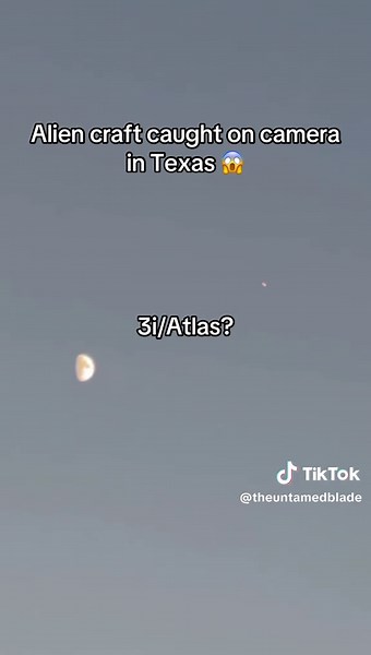 Alien Craft Captured in Texas Sky