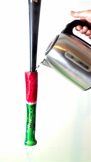 Sniper Skin™ Custom Fit Grips on Instagram: "How to re-grip your bat easily, quickly, even if you don’t have a heat gun. One piece sleeve means no overlap, no stretching, or worrying about the sticky tape sticking to itself and wrecking your grip. . Just add heat. 212F boiling water. It’s Waterproof, (obviously) and also washable. So yes you can get it dirty and restore it easily with mild soap and water. And you can re-tack any time all season long so you don’t have to buy another wrap constant