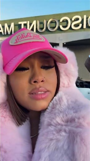 "Box Chevy" music video out neowwww 💖