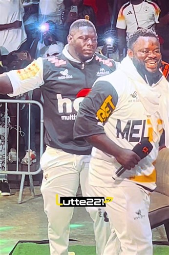 Kou Eup Dollé vs Eumeu Sene: A Wrestling Showdown