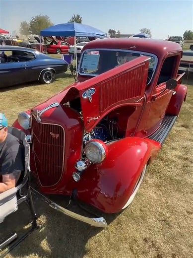 1936 Ford Truck 🛻🛻 #ford #classiccar #antique #truck #usa_tiktok
