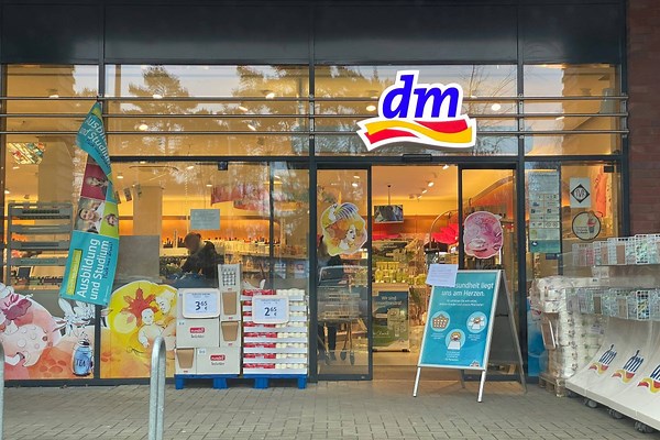 dm: Die Erfolgsgeschichte des Drogeriemarktes