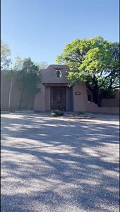 We’re welcoming autumn here on the SAR campus! Come for a wander around our grounds on your own or sign up for a campus tour. The Indian Arts Research Center also offers public tours of our collections space on Friday afternoons. We hope to see you stop by soon! Sign up for a tour here: https://sarweb.org/about/tours/ | School for Advanced Research