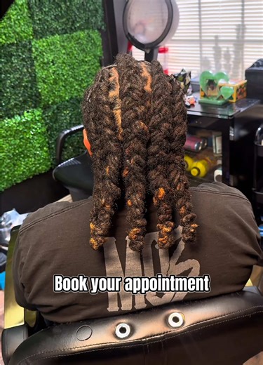 Loc cornrows done the right way. Clean parts. Controlled tension. Zero stress on the roots. This before & after shows how locs can be styled without compromising their health. 📅 Book your next loc style 🔗 Link in bio #LocCornrows #StyledLocs #BeforeAfterLocs #ProtectiveLocStyles #CleanParts