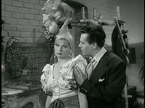 I LOVE LUCY - "Lucy Turns the Living Room into Cuba for Ricky" - 1951