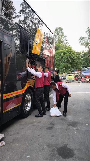 Luar biasa totalitas dan kekompakan crew Juragan 99 👍🏻