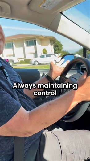 Coastline Academy on Instagram: "Here's a guide on the correct way to turn your wheel in a car! 🚘 #coastlineacademy #drivinginstructor #drivingschool #drivingtest"