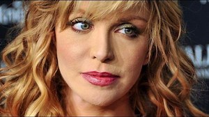 Courtney Love weiss, wo MH370 verschollen ist