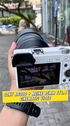 Cinematic Sony A6000 + Meike 85mm f/1.4 #sony #shorts #photography