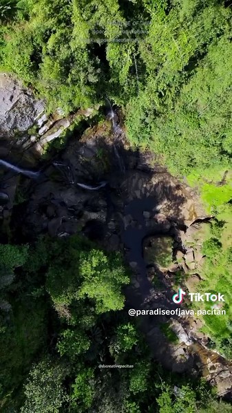Sudah pernah kesini apa belum? ===== Obyek wisata air terjun ini bernama Jurug Gringsing yang terletak di Dusun Krajan, Desa Ploso, Kecamatan Tegalombo, Pacitan. ===== 📍Jurug Gringsing, Ploso, Tegalombo, Pacitan. ===== #pacitan #pacitanjawatimur #pacitanstory_ #pacitanparadiseofjava #wisatajawatimur #pantaisrau #pantaisraupacitan #fyp #viral #fypage #fypシ #fypシ゚viral #wonderfullindonesia #wonderfulindonesia #wonderfulindonesiaku🇮🇩 #juruggringsing 📸:(ig) @dscreativepacitan