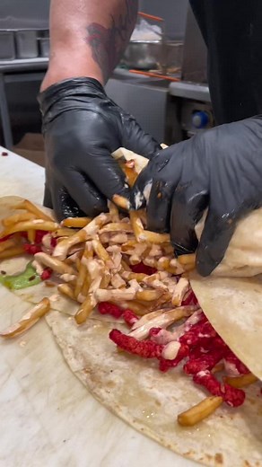Bomba Burrito: Sabor de Sayulita 🌯🔥