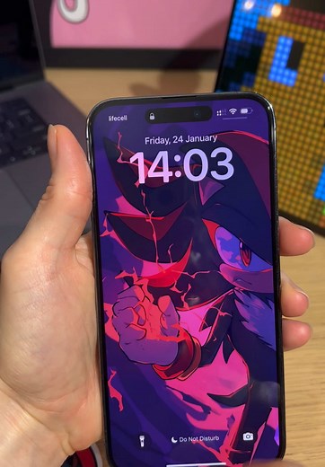 Dynamic Sonic and Shadow Wallpapers for Your Device