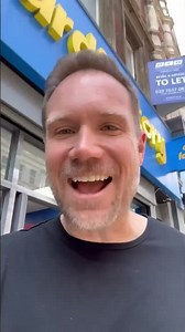 Searching for sports cards in London England 🇬🇧