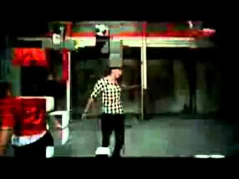 Lady Sovereign - Love Me Or Hate Me