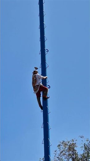 flying men fertility dance performed in Mexico to express respect and harmony withspiritual worlds