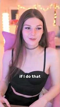 She wants to show this so bad... 😏 #f1nn5ter #twitch #finnster