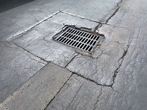 An Unspoken Benefit Of EVs: Less Auto Fluids Washed Into Our Waterways - CleanTechnica