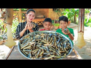 Have you ever seen this creature before | The Razor clam season in my homeland | Razor clam recipe