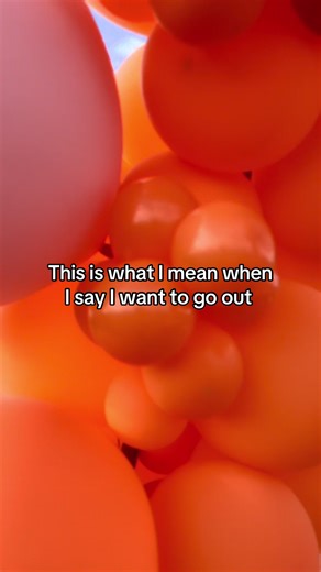 Find our mobile boutique back at our favorite market this weekend @Made with Love Markets! 🎀🤍Lover’s Lane 🤍🎀 📆 Jan. 31 & Feb 1 ⏰ 9am-2pm 📍 Gilbert Regional Park . ☕️ Free Coffee for the first 100 shoppers at @theexchangeaz both days 🧦 Free grip socks from @solefleur for the first 50 shoppers on Sunday 💐 Free Flower Crown Bar 🍷 Free Wine Charm Bar 🎀 Free Shoelace Bow Bar 🤍 Free Friendship Bracelet Making Station 🍸 Bar with Valentine’s Themed Cocktails 📸 Tons of Photo Opps 🛍️ 150 of 