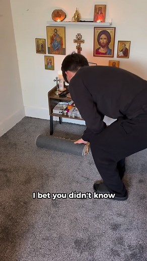 296K views · 4K reactions | How to use your Prayer mat ☦️✝️ #orthodox #christian #orthodoxchristian #jesus #islam #god | Christian prayer mats | Facebook