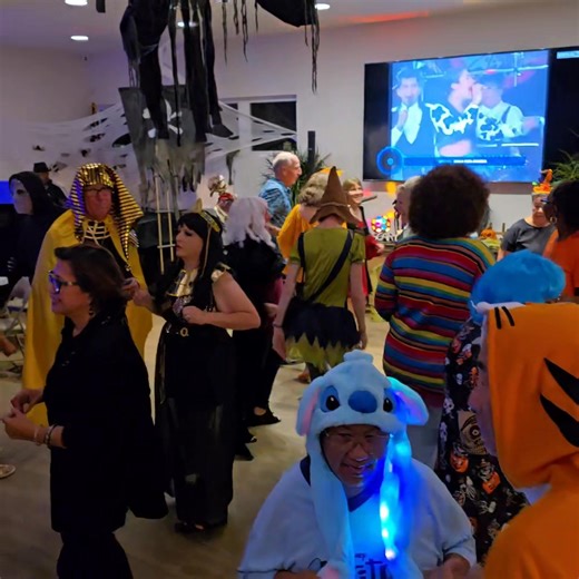 Lots of enthusiasm for Selena | Ray Hitchcock