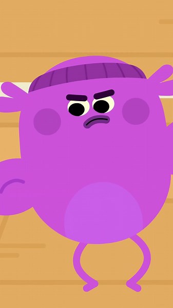 Dodgeball with brussels sprouts is a challenge! #brusselssprouts #dodgeball #shorts #bumblenums