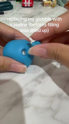 Vaseline Filling for Dried-Up Globble: Before & After
