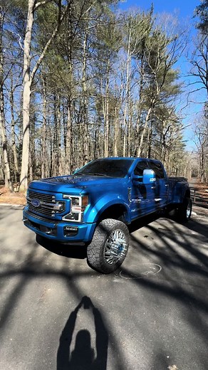Dually Truck Showcase: Gabe Farrell's Ford F450 Platinum