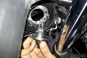 Bikers Harus Tahu, Ini Kelebihan dan Kekurangan Lampu LED di Motor - Gridoto