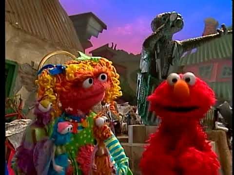 LX Productions DLC Home Entertainment:The Adventures of Elmo In Grouchland: Sing and Play (2002 DVD)