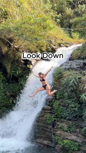 Beautiful Angel Girls Discovering Winter Waterfall Beauty -Ha Giang Loop adventure #extremejump #usa