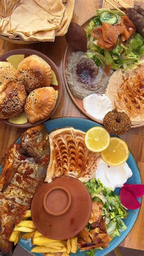 MEDIA FOOD🍴UGC | De la bistronomie syro-palestinienne à Marseille sur le Vieux-Port, c’est ce que le restaurant Chez Yasmine nous propose. Des assiettes... | Instagram