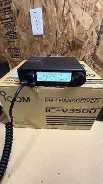 Icom IC‑V3500: Close‑up on a 65‑Watt 2M RF Workhorse! #hamradio #icom #noaaweatherradio