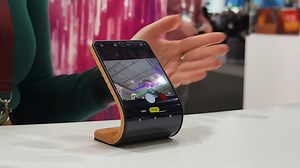 Motorola Adaptive Display Concept smartphone showcased at MWC 2024: A 6.9" display that you can also wear as a bracelet - Gizmochina