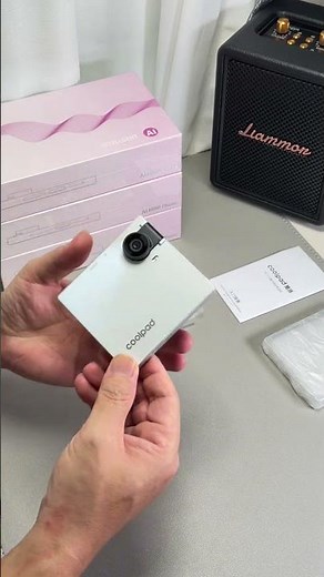 Coolpad AI Powered Card Phone Unboxing