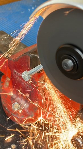 51K views · 816 reactions | Clean Tip Tip #tipcentric #tips #tipsandtricks #tools #maker #learnontiktok #worksmarternotharder #foryou #fyp #fypシ | TIP Centric | Facebook