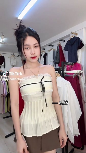 វីដេអូ​របស់ Nyl Collection 2 (@nylcollection2) ជាមួយ original sound - ត្រូវហើយខ្ងុំវាស្មោះ😔❣️ - Nik ke men Ng 😣🖕🏻