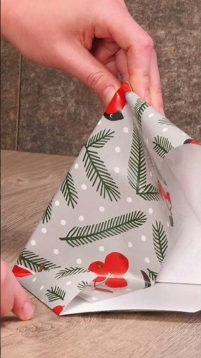 How to wrap triangle gifts!