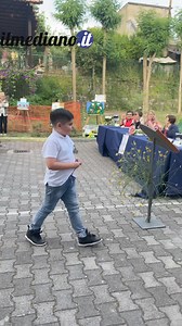 #sommavesuviana: I bambini del Primo Circolo Didattico Raffaele Arfè - Somma Vesuviana premiati per i loro componenti poetici per il premio “Versi per Gino Auriemma”. | ilMediano.it