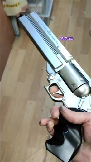 inventor of revoulber 🔫 #best fact knowledge short video #shorts #facts #mr.satish #2d edit