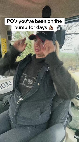 Bored #bored#tractor#pump#slurry#dumpit#pumpit#agriculture#poo#cows#contracting#work#youngfarmer#masseyferguson#dancing#trending#fyp