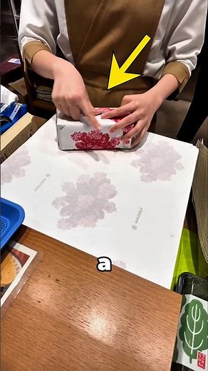 Why Do Japanese Wrap Gifts So Fast?