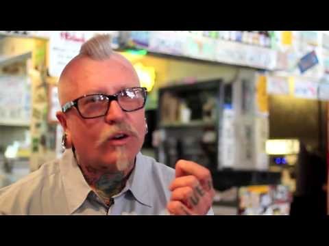 See how Hodad’s makes the best burger in the world