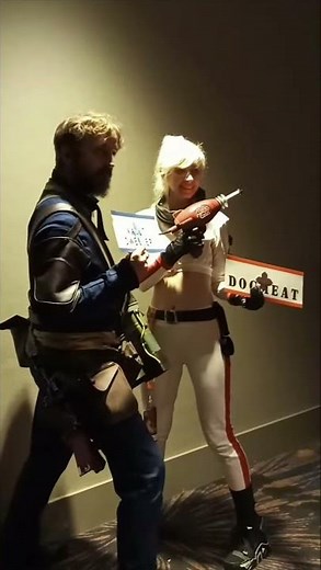 Nuka-Girl & Vault Dweller Fallout cosplay Dragon Con short "A Nuka-Girl's Smile"