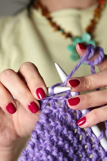How To Knit With Two Strands Of Yarn Together